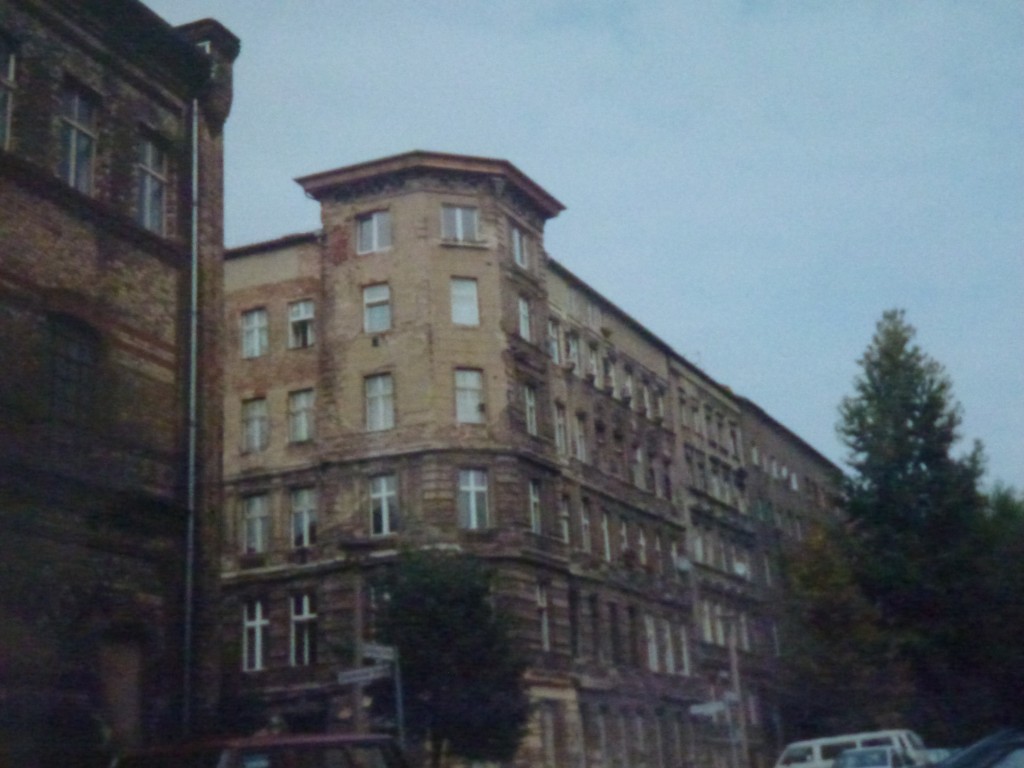 A not yet renovated housing block in the Kollwitzplatz area in 1995; most of the neighbourhood must have looked like this before urban renewal and gentrification began in the early 1990s (picture by author, 1995)