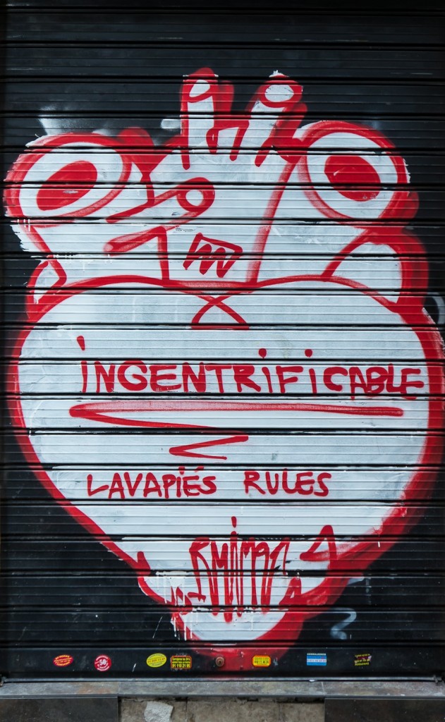 Piece by the urban artist Ruinas: “Non-gentrified Lavapiés”. Source: Flickr (r2hox)