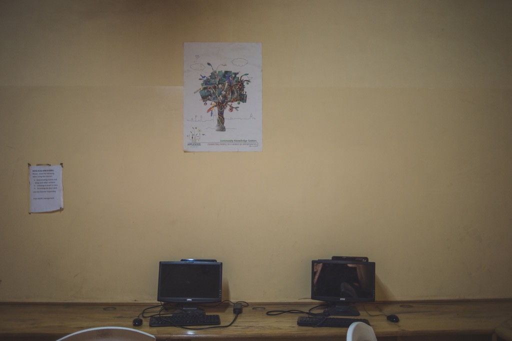 Computers inside of the Soweto East Resource Centre in Kibera (Photo: Adam Nowek)