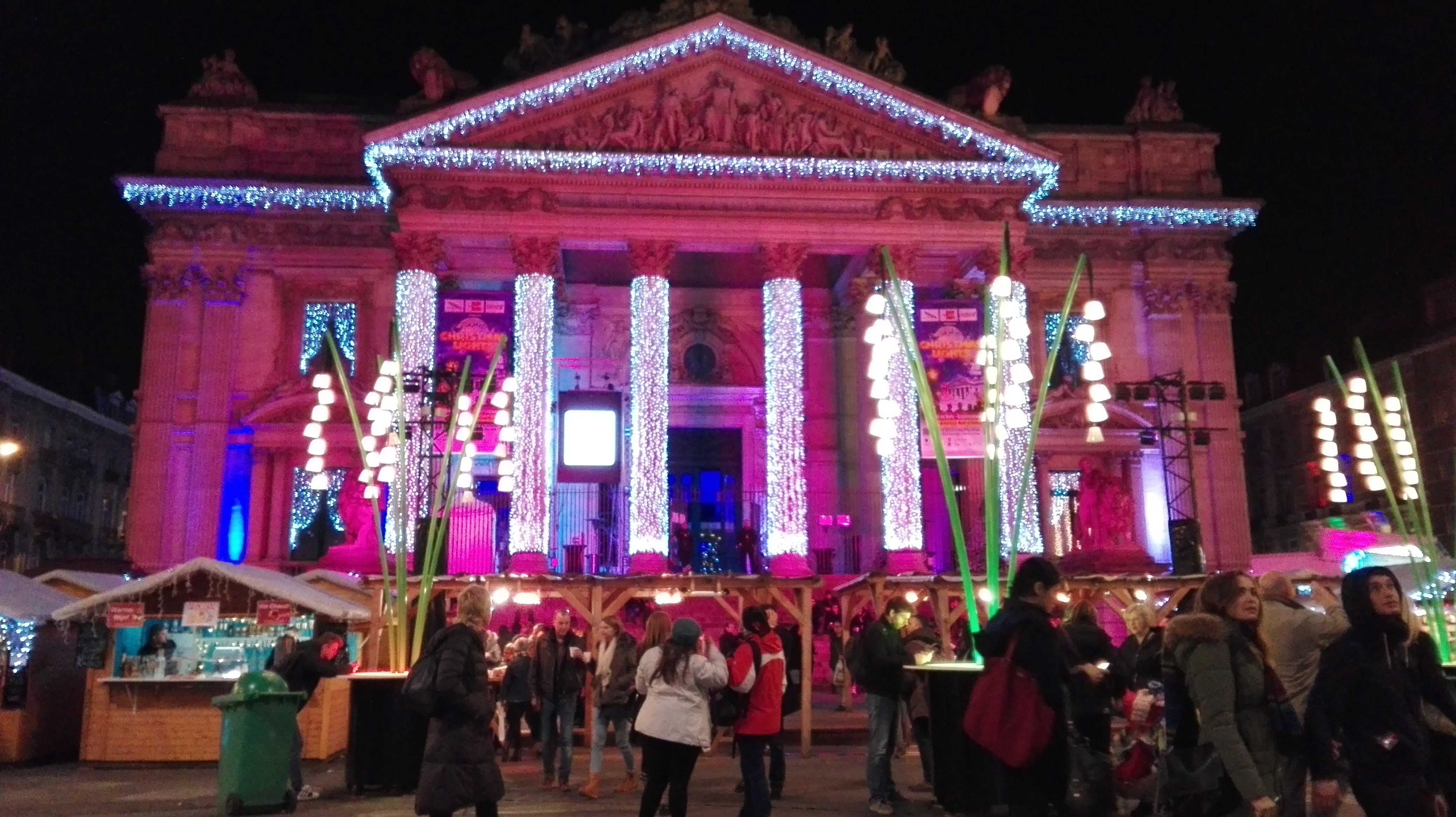 Christmas Market at Boulevard Anspach in front of La Bourse (photo by author)