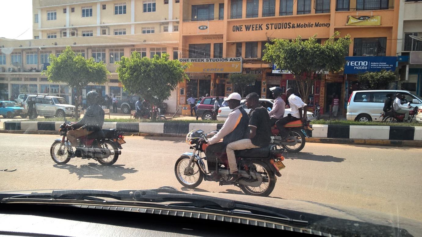 Boda Bodas with passengers (picture by author)