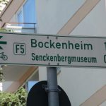Cycling signage in Frankfurt (own picture)